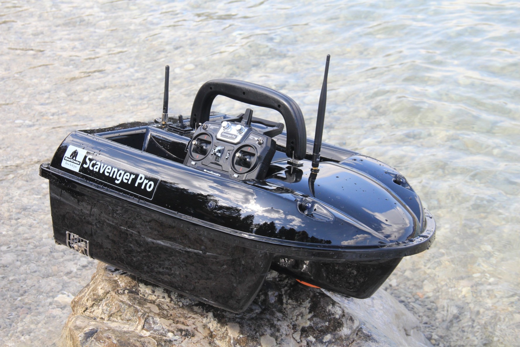 Scavenger Pro GPS-Autopilot (camouflage) + Fishfinder BC202