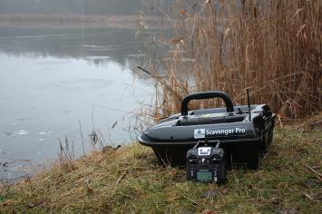 Scavenger Pro GPS-Autopilot (camouflage) + Fishfinder BC202